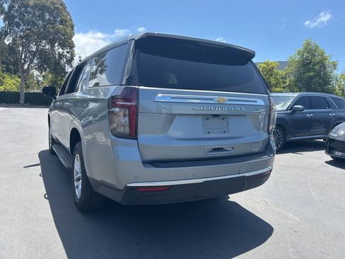 Used 2024 Chevrolet Suburban LT AWD/4WD image 4
