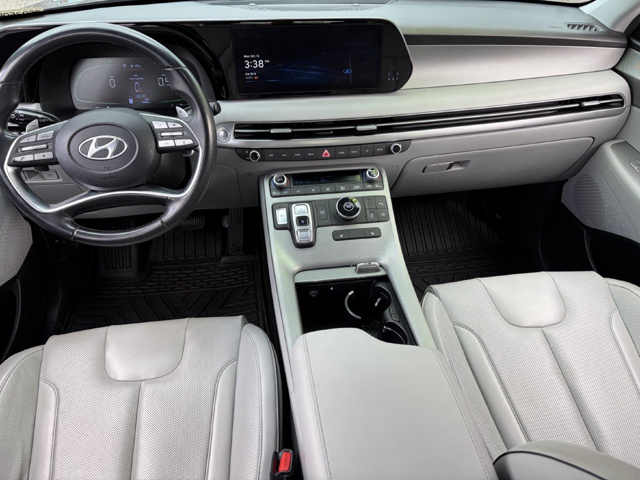 Used 2023 Hyundai Palisade SEL FWD image 14
