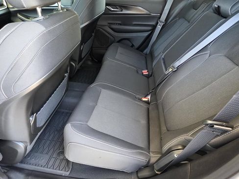 New 2026 Jeep Grand Cherokee Laredo X RWD image 10