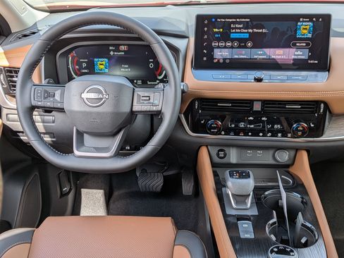 New 2026 Nissan Rogue Platinum w/ Platinum Premium Package image 30