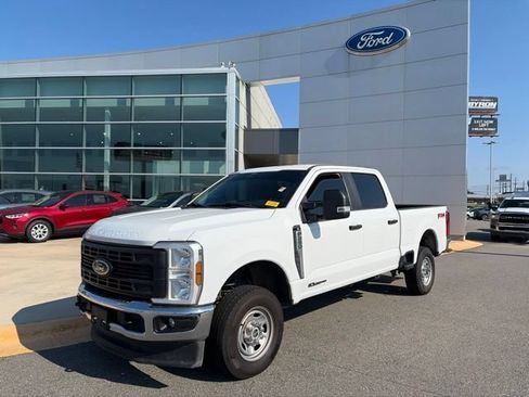 Used 2024 Ford F250 XL w/ FX4 Off-Road Package AWD/4WD image 1