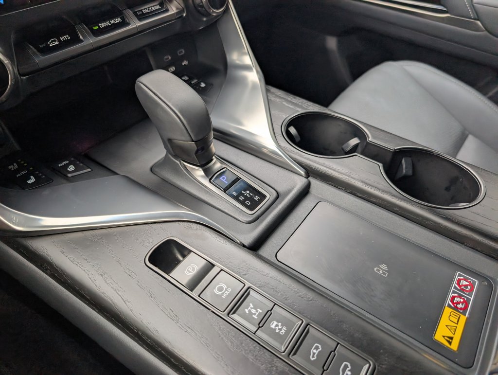 Used 2025 Lexus LX 700h Overtrail AWD/4WD image 22