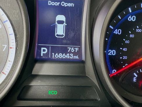 Used 2015 Hyundai Santa Fe Sport w/ Option Group 02 AWD/4WD image 13