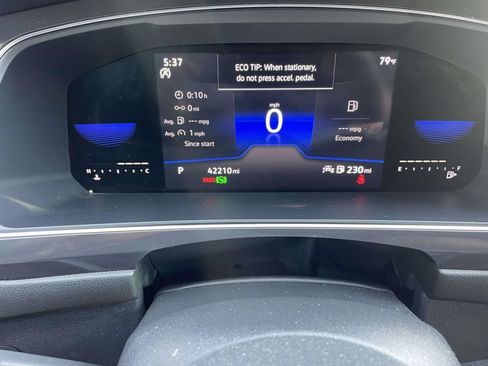 Certified 2022 Volkswagen Tiguan SE FWD image 23