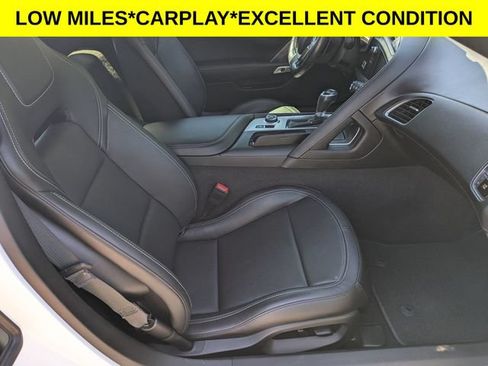 Used 2019 Chevrolet Corvette Stingray Coupe w/ 1LT RWD image 27