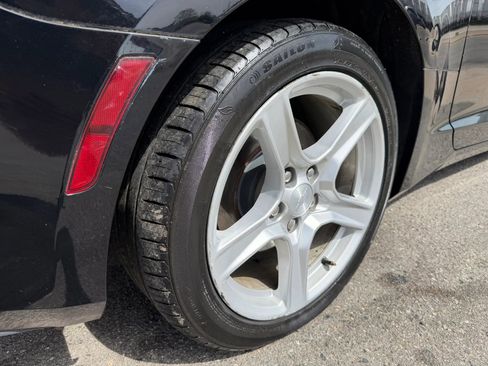 Used 2016 Chevrolet Camaro LT image 21