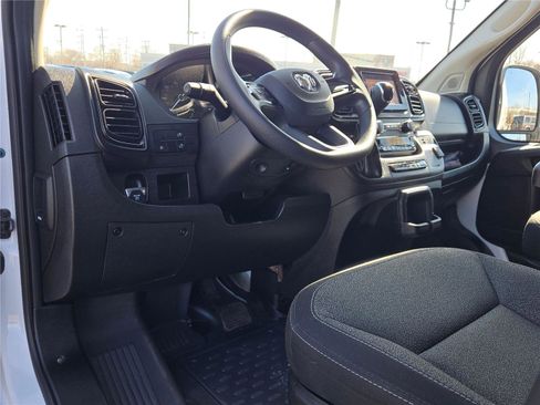 Used 2023 RAM ProMaster 2500 w/ Driver Convenience Group image 23