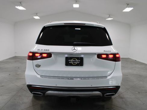 Used 2025 Mercedes-Benz GLS 450 4MATIC image 8