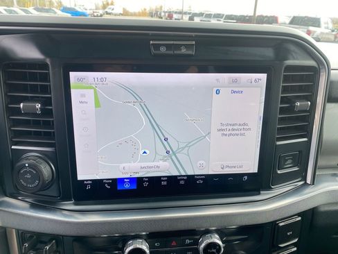 Used 2025 Ford F250 Platinum image 21