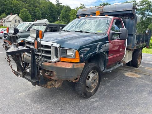 Used 1999 Ford F550 4x4 Regular Cab Super Duty image 1