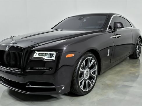 Used 2018 Rolls-Royce Wraith RWD image 5