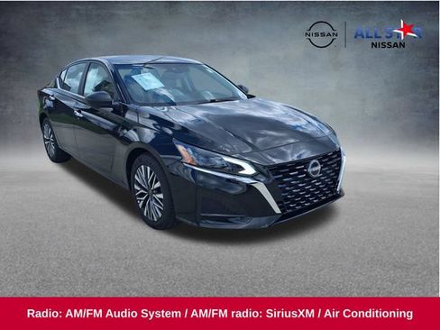 Used 2025 Nissan Altima 2.5 SV FWD image 1