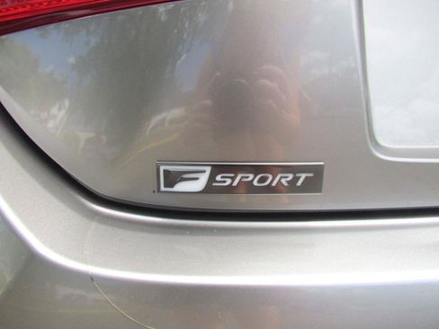 Used 2016 Lexus RC 200t RWD image 17