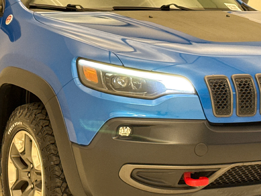 Used 2020 Jeep Grand Cherokee Altitude AWD/4WD image 5