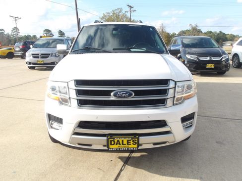 Used 2017 Ford Expedition Platinum image 3
