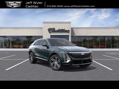 New 2026 Cadillac Lyriq Luxury AWD/4WD image 1