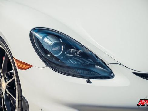 Used 2018 Porsche 718 Cayman GTS RWD image 50