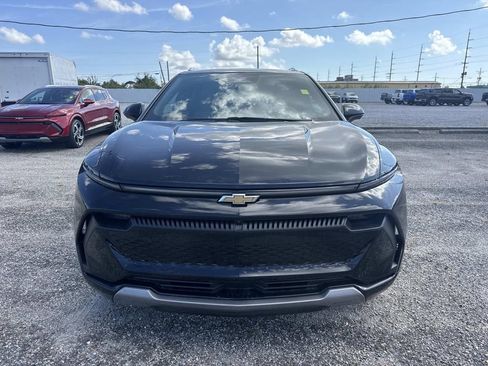 New 2025 Chevrolet Equinox EV LT w/ Convenience Package II image 2