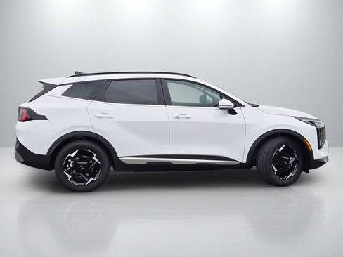 New 2026 Kia Sportage EX FWD image 3