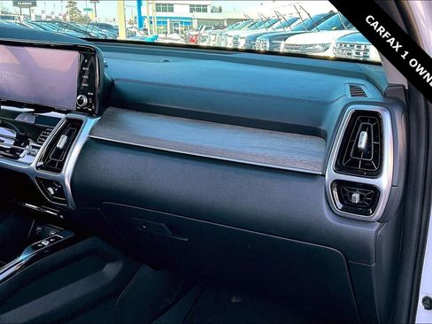Used 2022 Kia Sorento SX Prestige image 26