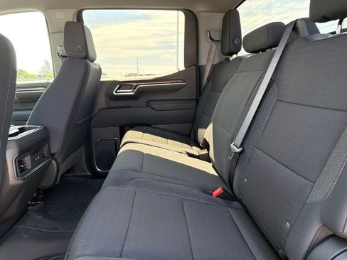 New 2026 Chevrolet Silverado 1500 LT Trail Boss w/ LPO, Dark Essentials Package AWD/4WD image 12
