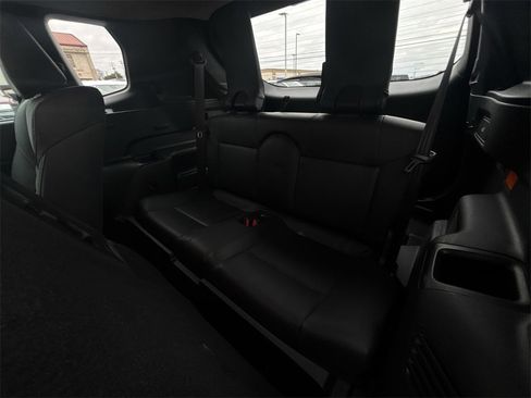 Used 2023 Mitsubishi Outlander SE image 30