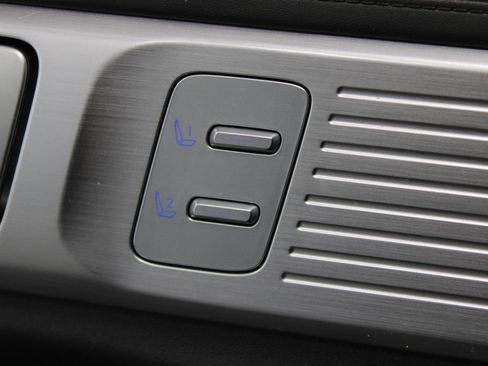 Used 2024 Hyundai Santa Fe Limited image 28