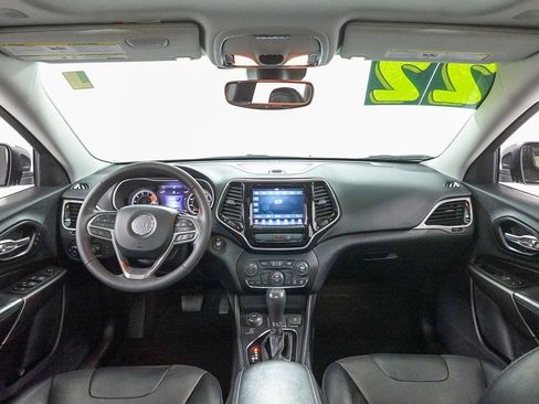 Used 2022 Jeep Cherokee Limited image 6