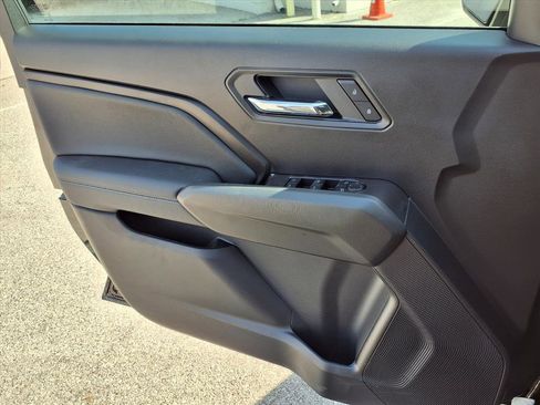 New 2026 GMC Canyon Elevation w/ Convenience Package image 12