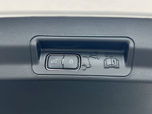 New 2026 Ford Explorer Active image 13