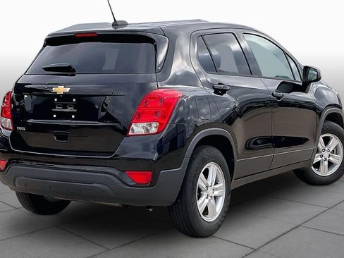 Used 2019 Chevrolet Trax LS w/ Tint and Cruise Package FWD image 14