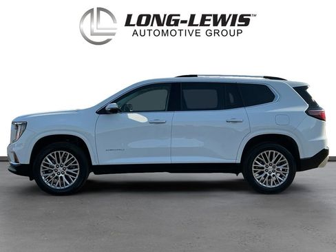 Used 2025 GMC Acadia Denali image 2