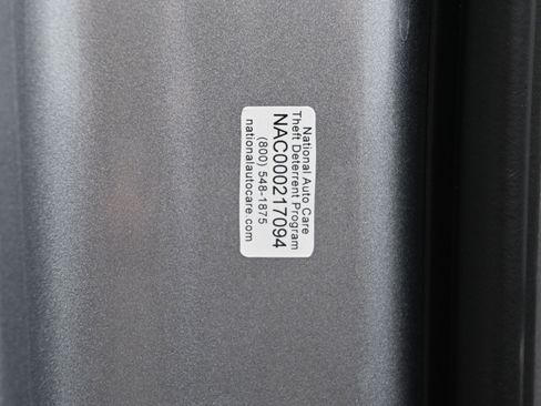 Used 2024 Ford F350 Lariat w/ Black Appearance Package image 46