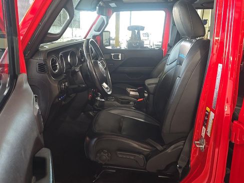 Used 2021 Jeep Wrangler Unlimited Rubicon 4xe w/ Cold Weather Group AWD/4WD image 6