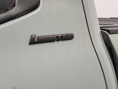 Used 2024 Toyota Tundra Limited AWD/4WD image 14