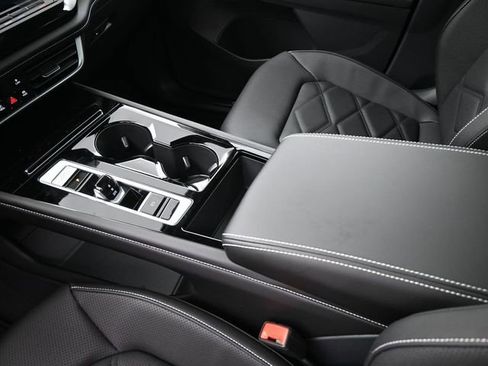 New 2026 Volkswagen Atlas SE FWD image 31