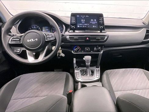 Used 2023 Kia Seltos LX image 13