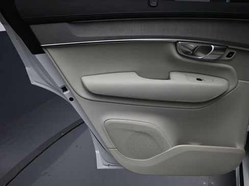 Used 2026 Volvo XC90 T8 Ultra w/ Protection Package Premier image 25