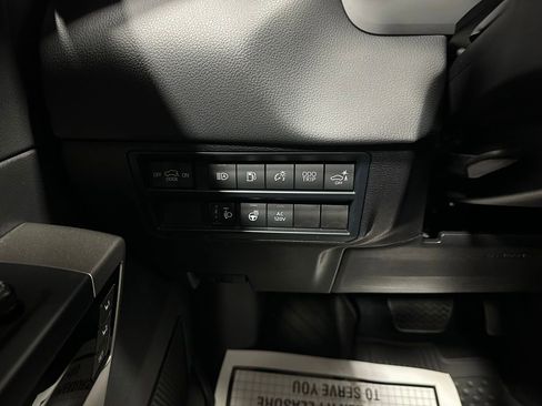 Used 2025 Toyota Sequoia Limited w/ Nightshade Package image 18