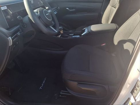 New 2026 Hyundai Tucson SE image 8