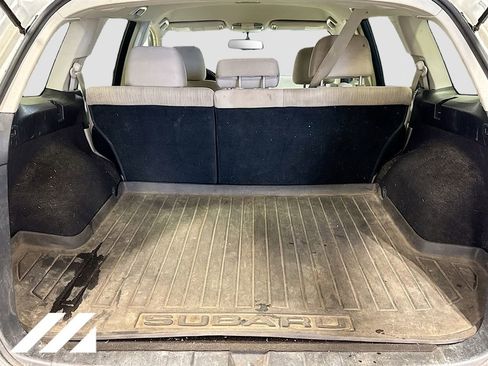 Used 2014 Subaru Outback 2.5i Premium AWD/4WD image 25