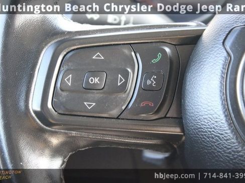 Used 2021 Jeep Wrangler Unlimited Islander image 16