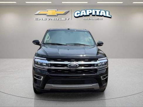 Used 2024 Ford Expedition Limited RWD image 8