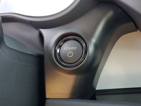 New 2025 Toyota Sienna LE image 29