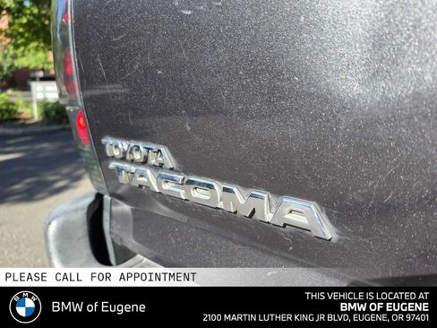 Used 2015 Toyota Tacoma 4x4 Access Cab image 16