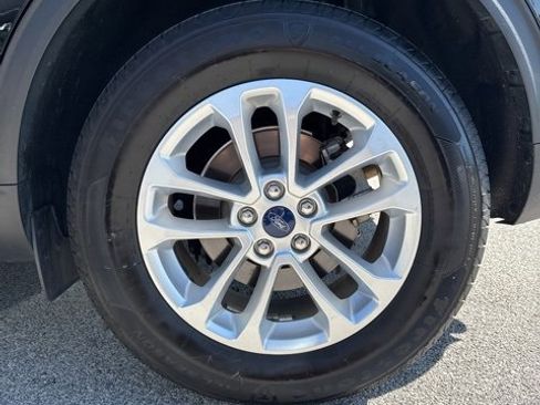 Used 2022 Ford Escape SE w/ Convenience Package image 26