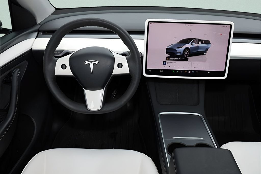 Used 2023 Tesla Model Y Long Range AWD/4WD image 17