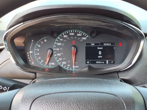 Used 2020 Chevrolet Trax LS FWD image 14