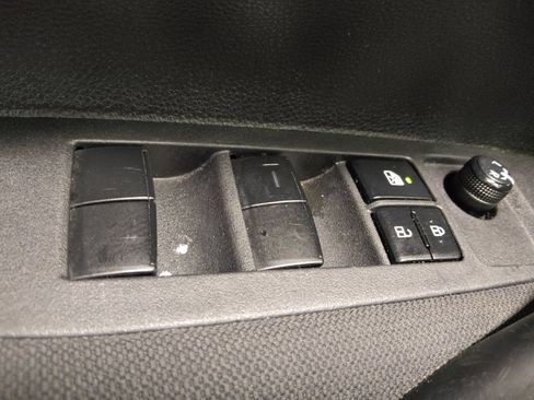 Used 2024 Toyota Corolla LE image 27