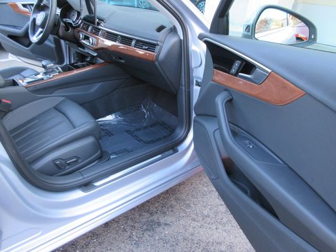 Used 2024 Audi A4 2.0T Premium image 21